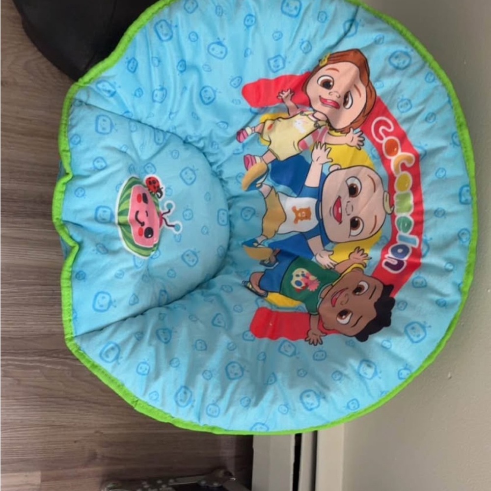 CoComelon Kids Chair - Blue and Green